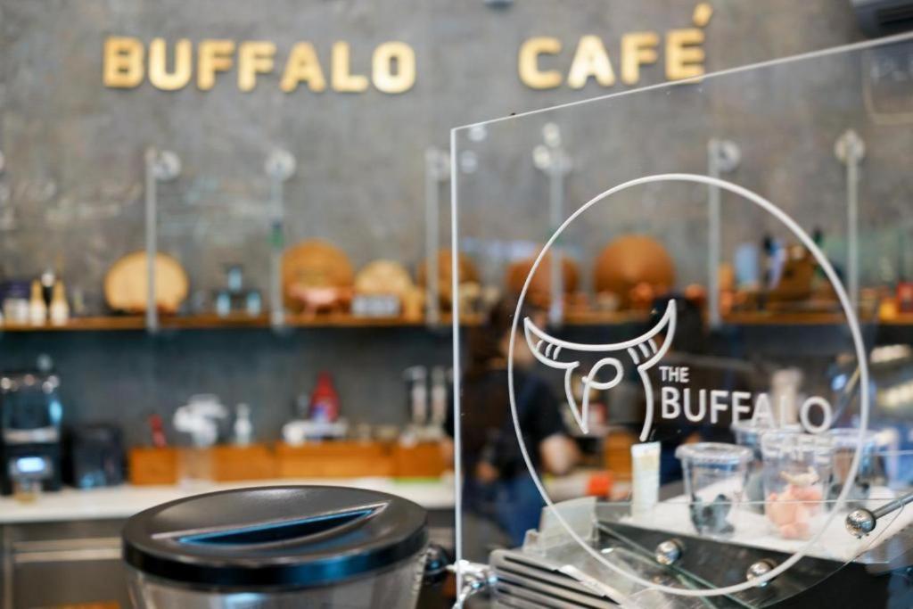 The Buffalo Amphawa Hotel Szamutszongkhram Kültér fotó