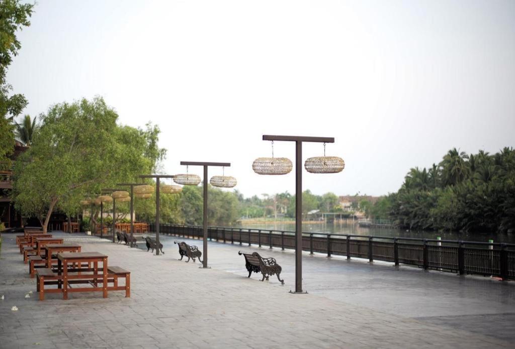 The Buffalo Amphawa Szamutszongkhram Kültér fotó